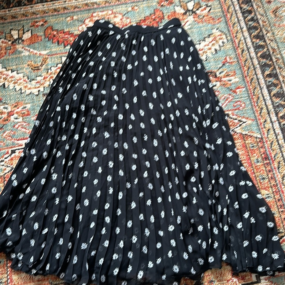 Abercrombie & Fitch Black and White Maxi Skirt